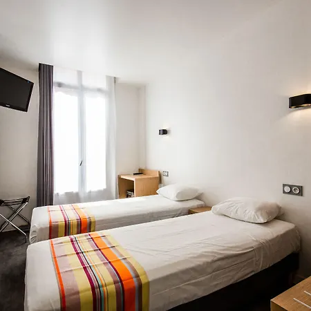 Pb - Paris-barcelone فندق بيربينيو