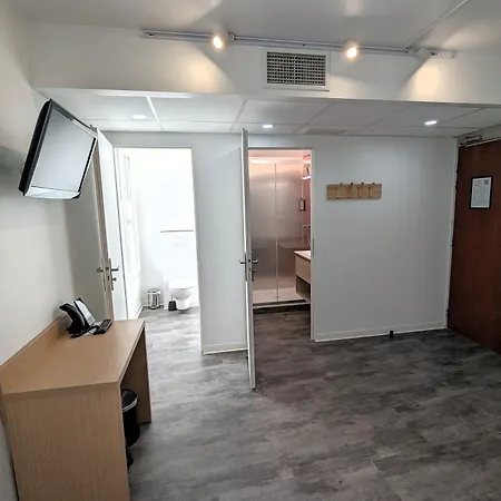 Hotel Pb - Paris-barcelone 3*