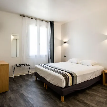 فندق Pb - Paris-barcelone بيربينيو