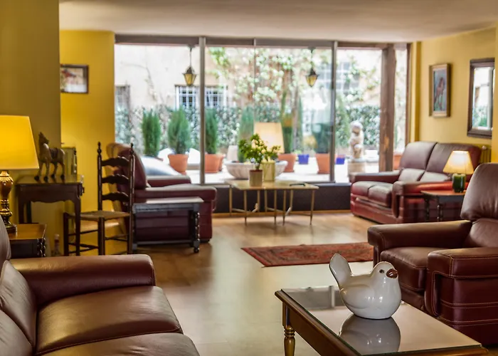 Pb - Paris-barcelone 酒店 佩皮尼昂