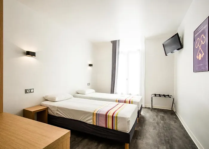 酒店 Pb - Paris-barcelone 佩皮尼昂